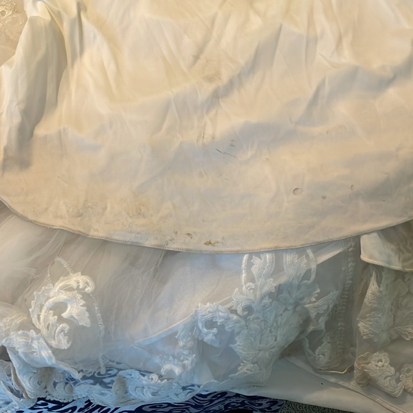 Size 10 Martina Liana wedding dress! - Picture 9 of 15